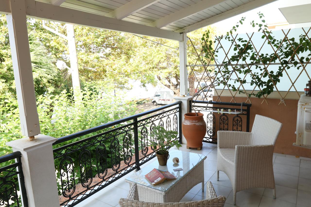 Vanessa Studios Poros  Exterior photo