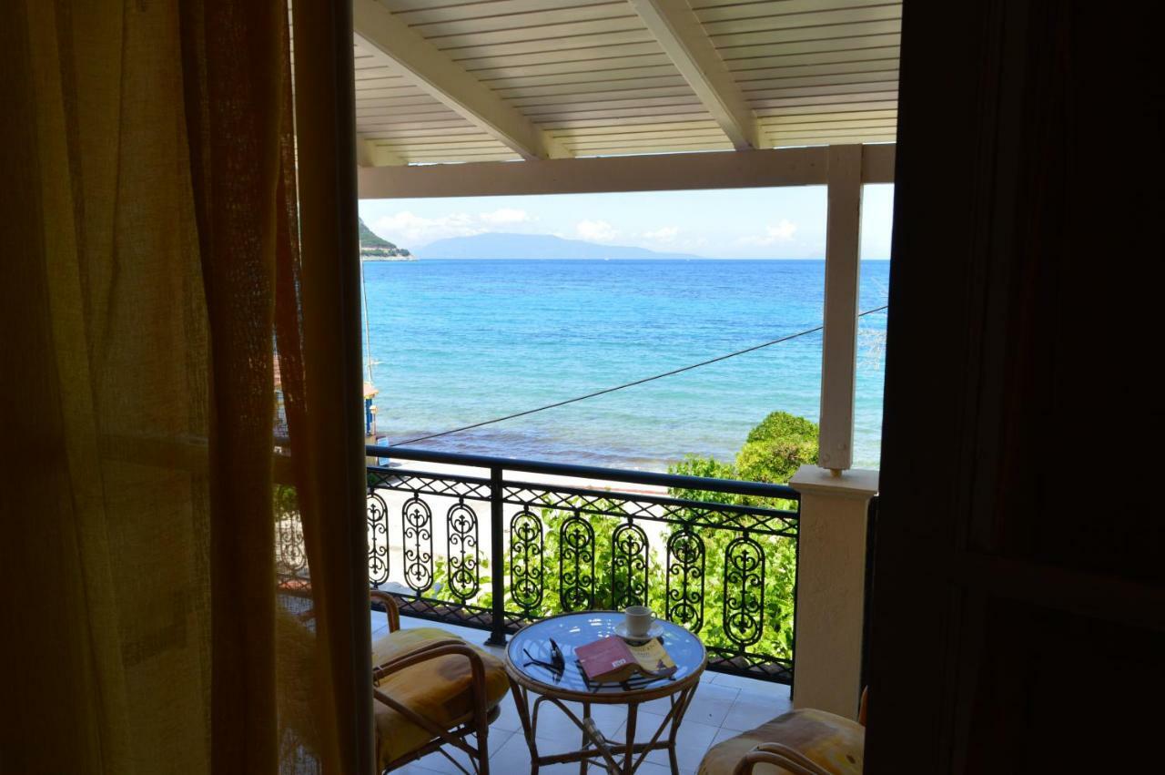 Vanessa Studios Poros  Exterior photo